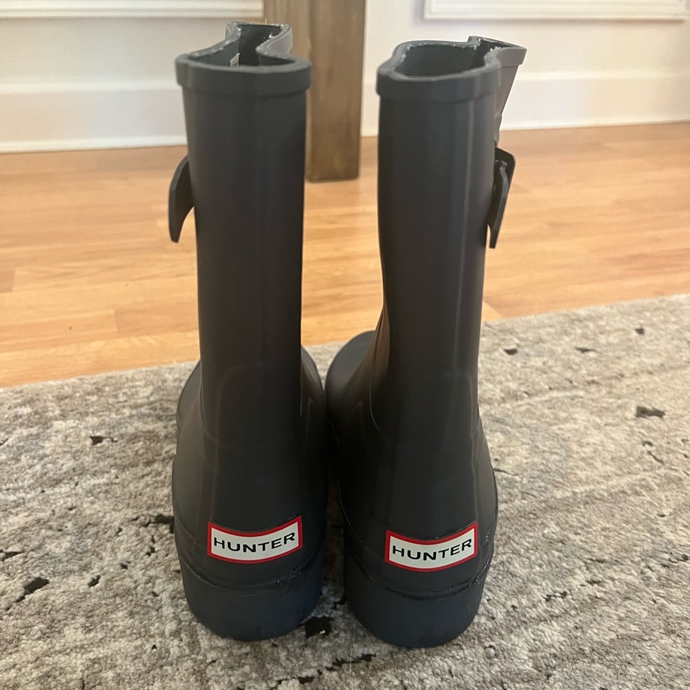 Size 9 Hunter Boots